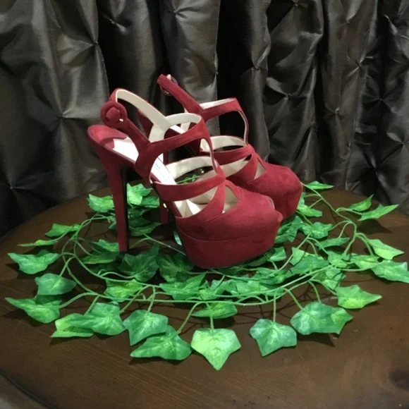 ⭐️ Host Pick ⭐️ Red Suede Prada Strappy Platform Heels - Picture 5 of 9